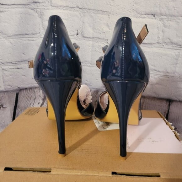 Journee Collection Women's Tru T-Strap Stilettos - Picture 8 of 10